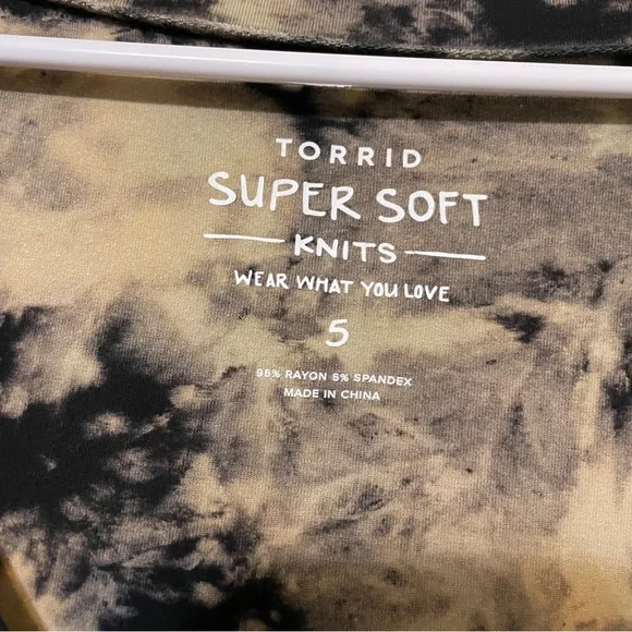 Torrid Mini Super Soft Knits Trapeze V-Neck Dress Tie dye black Plus Size 5X - Picture 8 of 15
